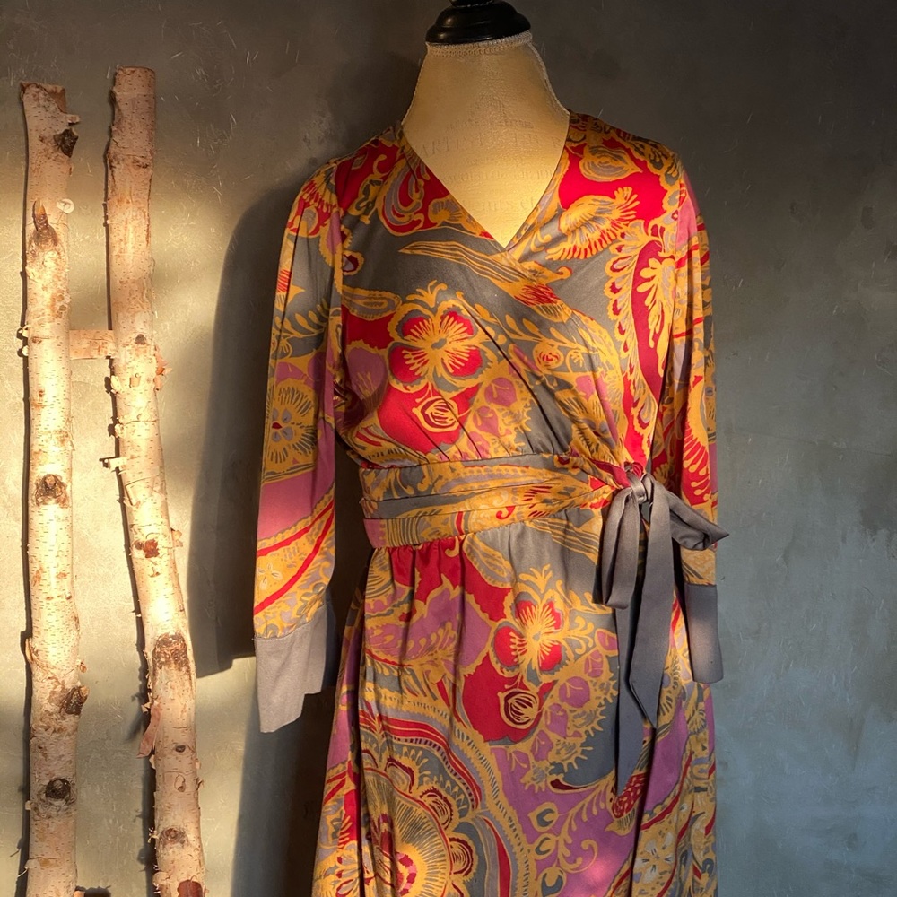 Anthropologie Lilka wrap dress side Knot belt robe